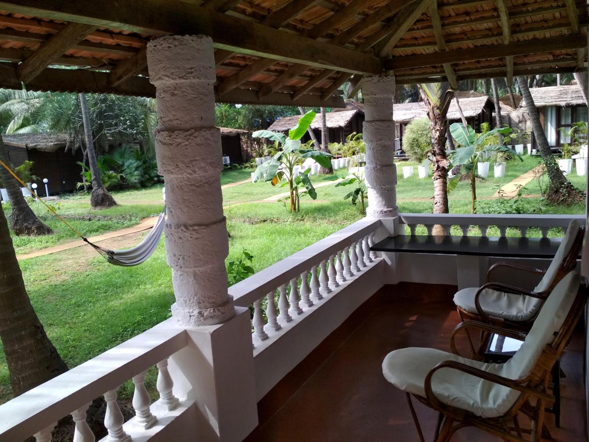Mamagoa Beach Resort Mandrem Exterior foto