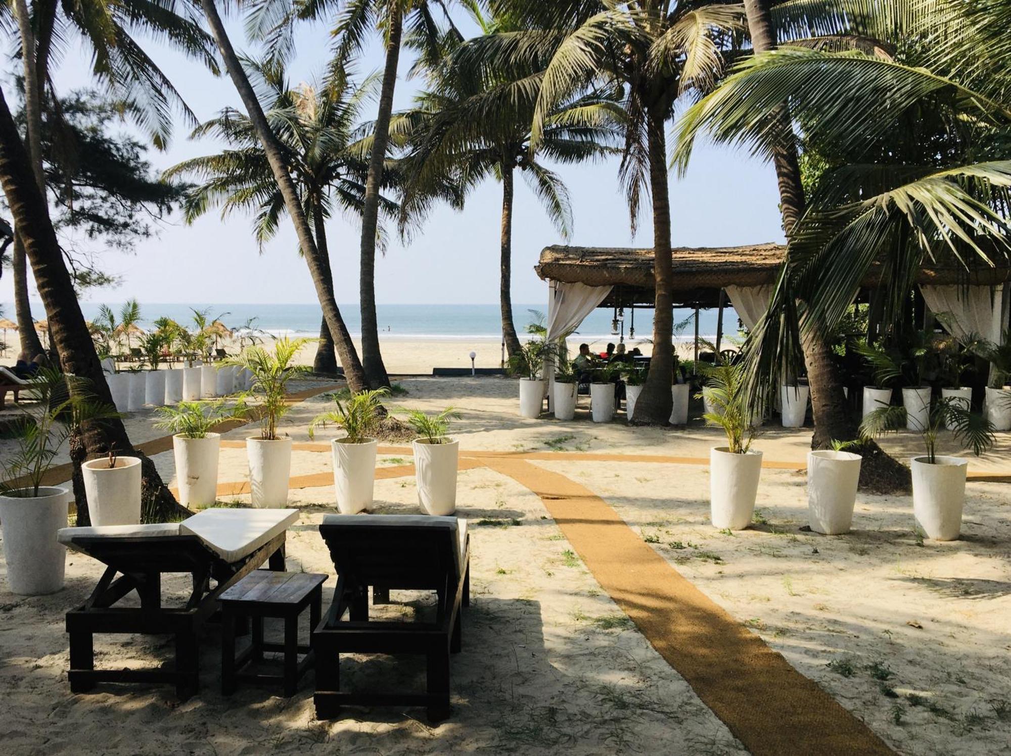 Mamagoa Beach Resort Mandrem Exterior foto