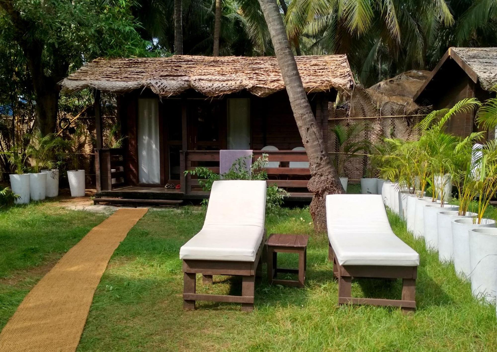 Mamagoa Beach Resort Mandrem Exterior foto